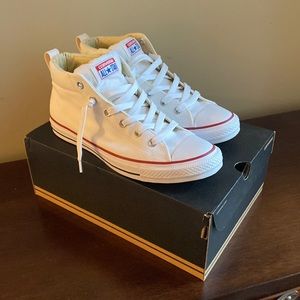 Converse Chuck Taylor All-Star Street Mid Shoes